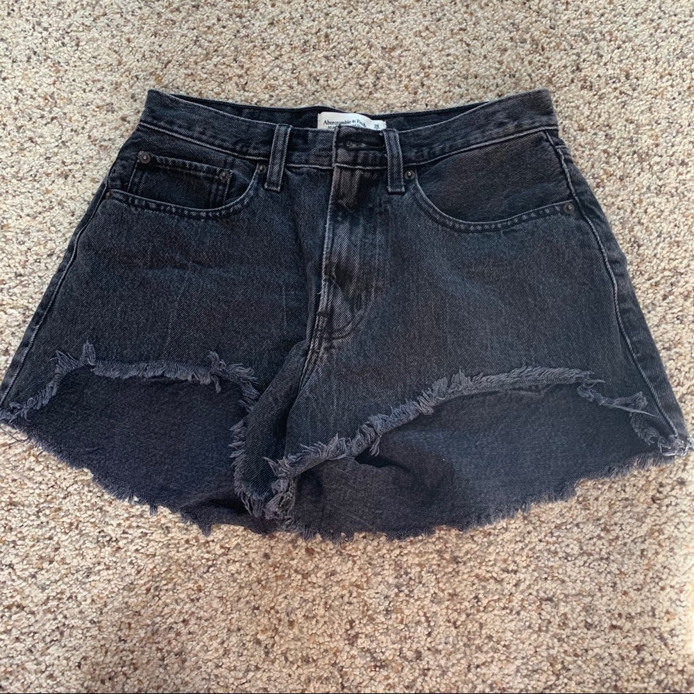 ABERCROMBIE CURVE LOVE HIGH WAISTED SHORTS